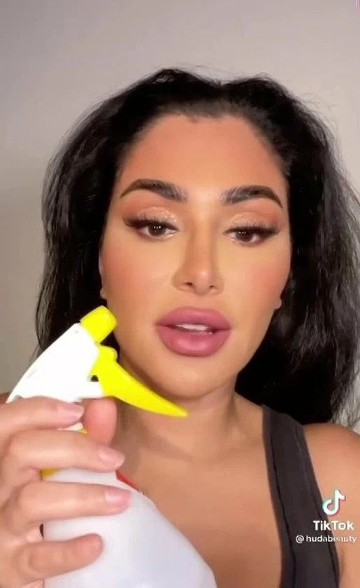 Beste recensies van 🛒 SHOPFINO - Heatless Hair Curler - Satin Octocurls - Heatless Dyson Curls - Haarrollers - Heatless Waves - Satijnen Octokrullen - Beachwaves - Heatless Curls - Zonder Hitte - Hoofdband - 🌞 Summer Hairstyle - Roze - Haircare - Krulspelden - Krulset 🎉 2 Beste recensies van 🛒 SHOPFINO - Heatless Hair Curler - Satin Octocurls - Heatless Dyson Curls - Haarrollers - Heatless Waves - Satijnen Octokrullen - Beachwaves - Heatless Curls - Zonder Hitte - Hoofdband - 🌞 Summer Hairstyle - Roze - Haircare - Krulspelden - Krulset 🎉 - Afbeelding 2