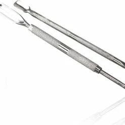 Begroting 🎁 AA Commerce 3In1 Metalen Nagel Riem Knipper - Cuticle Pusher Duwer Verwijderaar Trimmer Mesje - Nagel Bokkenpoot - Verzorging Set 🔔 -BRAUN Shop 550x441