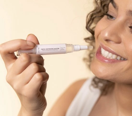 Promo π TeethWhiteningMaster Teeth Whitening Master - 2 Stuks Met Peppermint Extract - Whitening Systeem - Tandverzorging - Witte Tanden Simpel En Snel - Geen Gevoeligheid - 0% Peroxide π 2 Promo π TeethWhiteningMaster Teeth Whitening Master - 2 Stuks Met Peppermint Extract - Whitening Systeem - Tandverzorging - Witte Tanden Simpel En Snel - Geen Gevoeligheid - 0% Peroxide π - Afbeelding 2