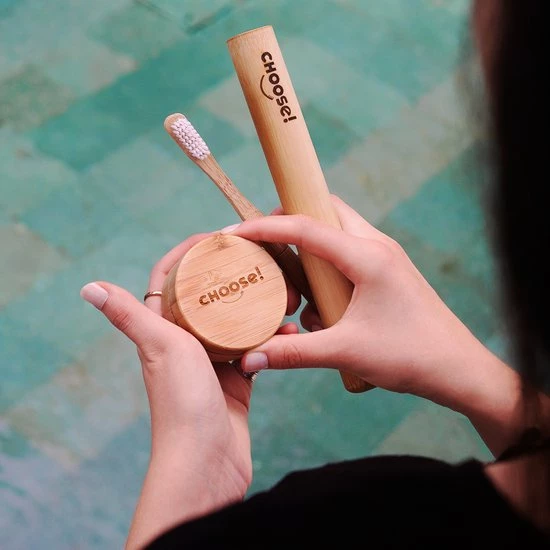 Beste Verkoop 💯 Choose! CHOOSE Tandpasta Tabletten Met Bamboe Refill Pot - 180 Tabletten - Starter Box - Duurzaam - Aanbevolen Door Tandartsen - Zero Waste - Vegan - Fluoride - Ecologisch Verantwoord ⭐ 7 Beste Verkoop 💯 Choose! CHOOSE Tandpasta Tabletten Met Bamboe Refill Pot - 180 Tabletten - Starter Box - Duurzaam - Aanbevolen Door Tandartsen - Zero Waste - Vegan - Fluoride - Ecologisch Verantwoord ⭐ - Afbeelding 7