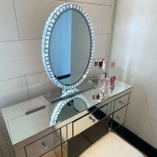 Coupon ๐งจ AANBIEDING!!! Bright Beauty Vanity Hollywood Make Up Spiegel Met Verlichting - 70 Cm X 50 Cm - Met Kristallen - Drie Lichtstanden ๐ 4 Coupon ๐งจ AANBIEDING!!! Bright Beauty Vanity Hollywood Make Up Spiegel Met Verlichting - 70 Cm X 50 Cm - Met Kristallen - Drie Lichtstanden ๐ - Afbeelding 4