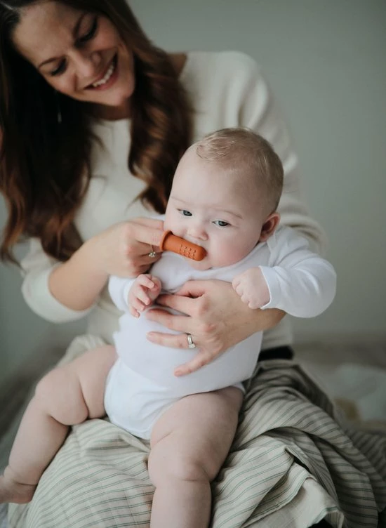Begroting π Mushie Toothbrush - Vingertandenborstel - Tandenborstel Baby - Tandenborstel Peuter - Tandenborstel Kind - Vingertandenborstel - 2 Stuks Clay / Sand π 4 Begroting π Mushie Toothbrush - Vingertandenborstel - Tandenborstel Baby - Tandenborstel Peuter - Tandenborstel Kind - Vingertandenborstel - 2 Stuks Clay / Sand π - Afbeelding 4